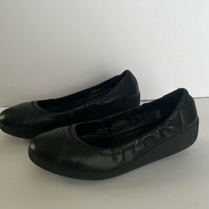 Fit Flop Black Women's Flats